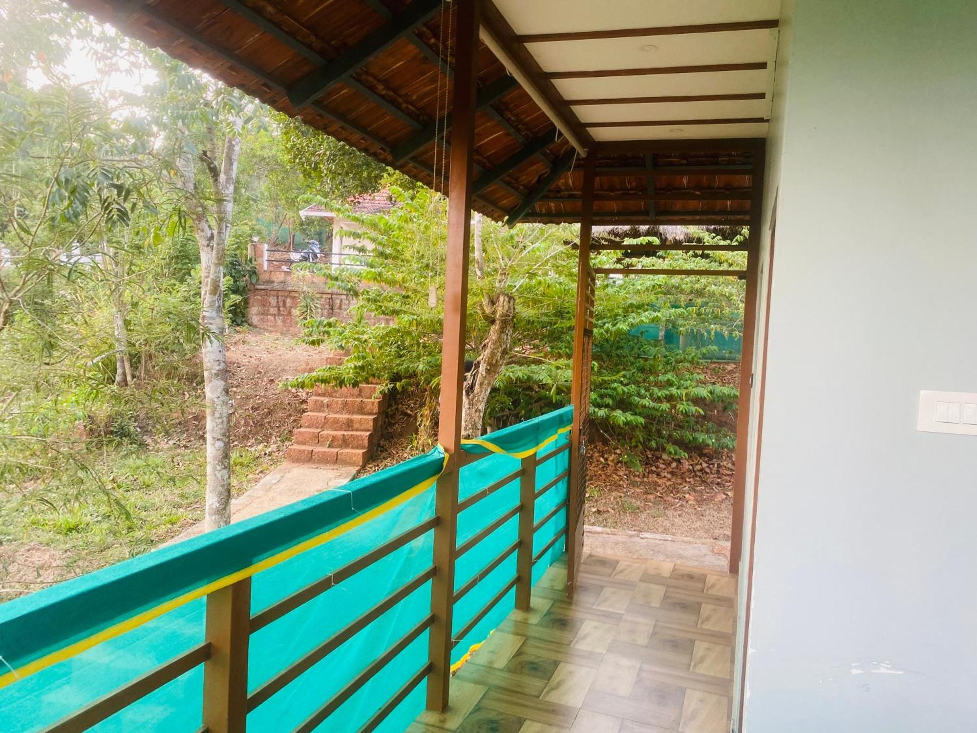 Happydays Hut Villa Mananthavady Luaran gambar